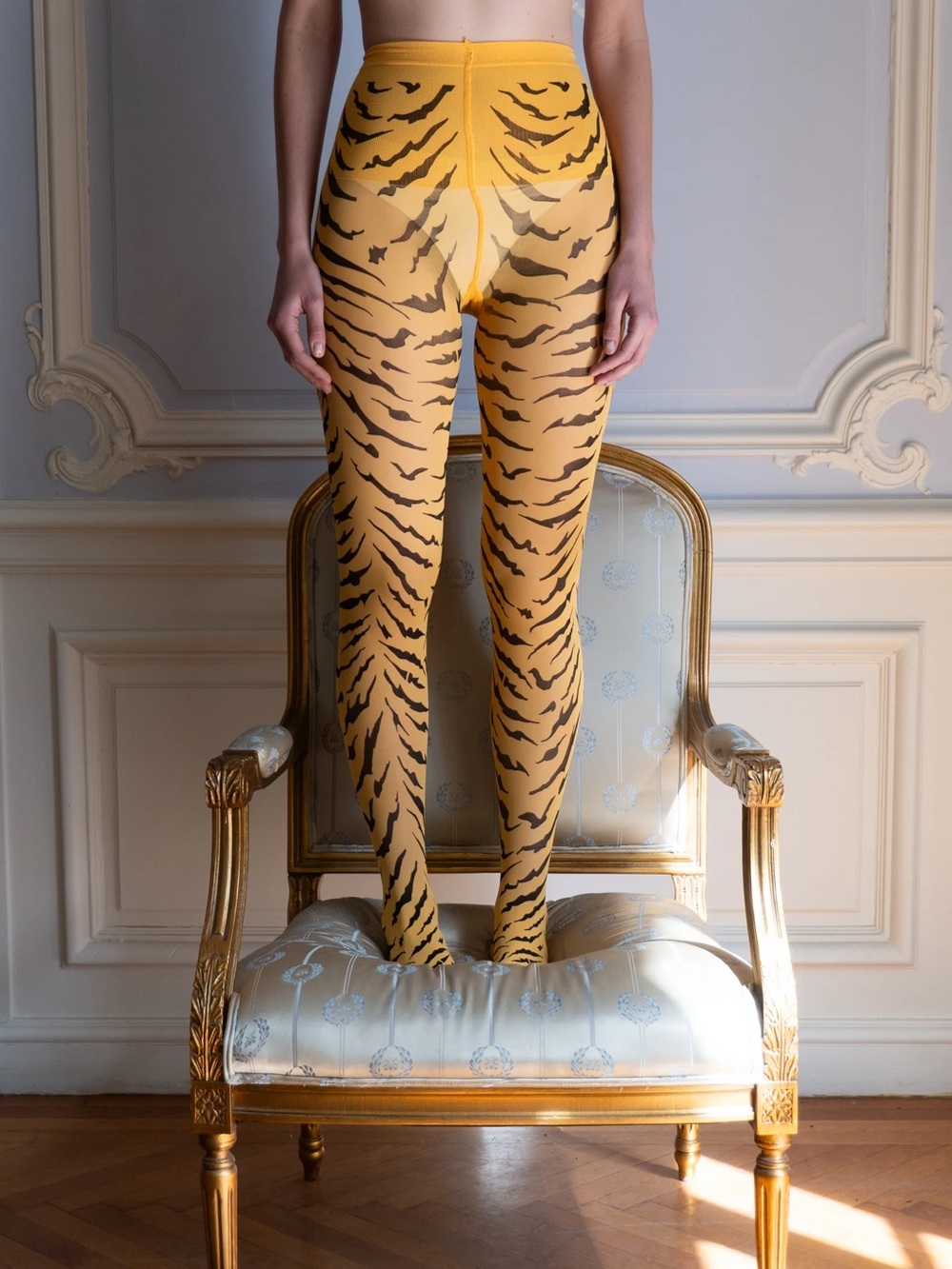 SWEDISH STOCKINGS X LEANDRA MEDINE COHEN ROXANA TIGER TIGHTS IN ORANGE - Picture 9 of 16